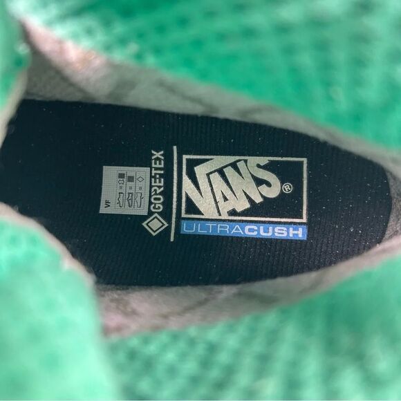 NEW Vans UltraRange Exo Hi MTE-3 Gore-Tex Hiking Boot Sneaker Women’s Size 9.5 - Picture 10 of 11